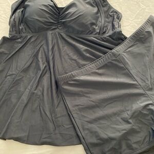 Aqua Eve Elegant Plus size Women's Swim Dress with Shorts Size 18W